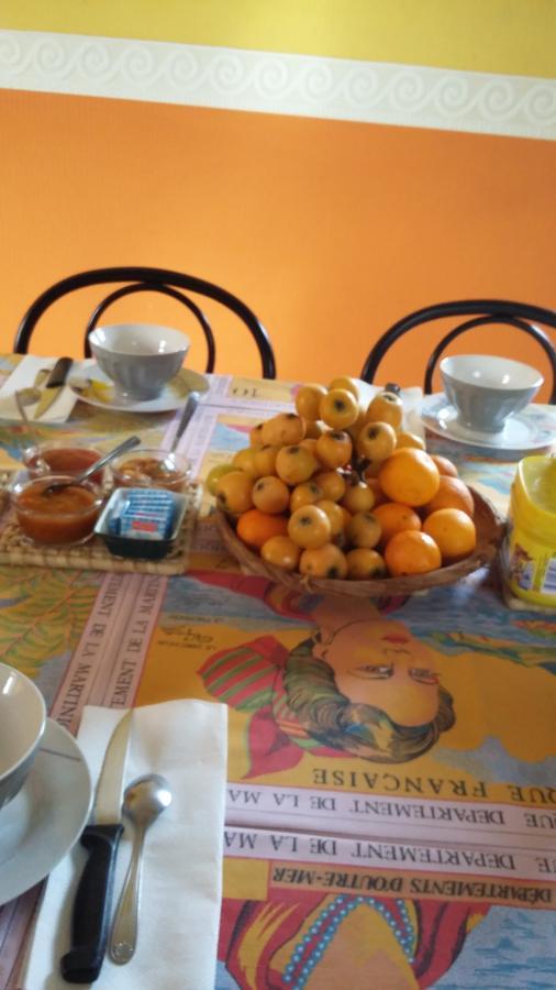 Le Colibri Bed and Breakfast Le Dix-Septieme Εξωτερικό φωτογραφία